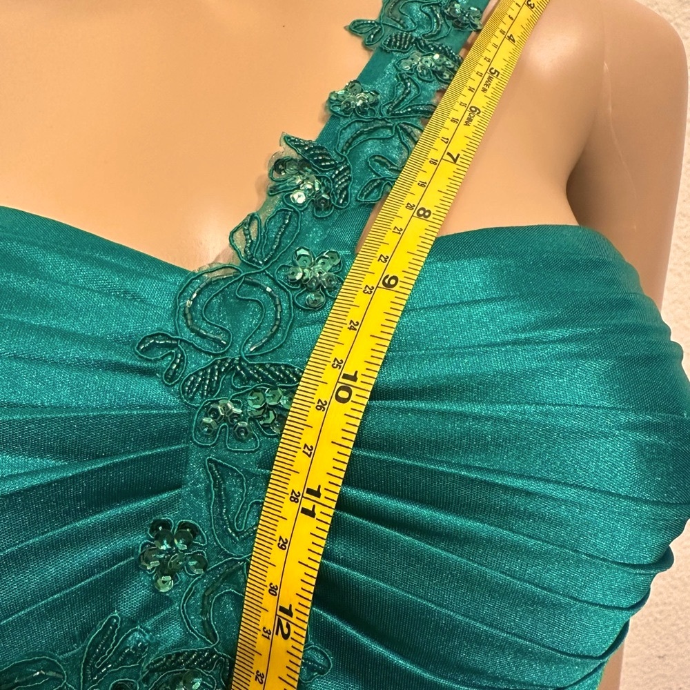 NWOT Satin Maxi Dress Green Size 5/6 - Picture 12 of 12